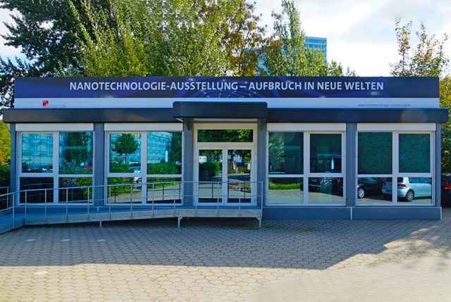 Nanotechnologie-Austellung von außen